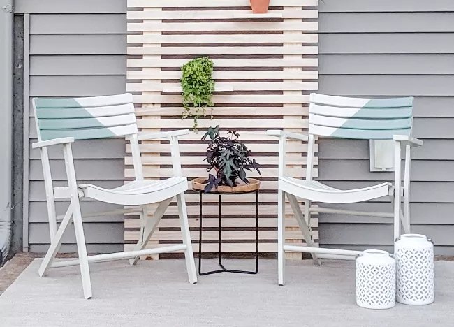 18 mejoras inteligentes para exteriores que cambiarn tu vida este verano, C mo pintar los muebles del patio exterior en 4 sencillos pasos