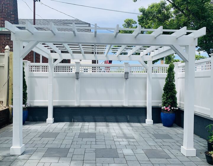 18 mejoras inteligentes para exteriores que cambiarn tu vida este verano, P rgola de bricolaje Cambio de imagen del patio trasero