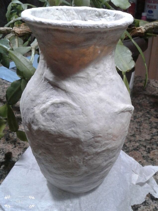 super easy way to turn a glass vase into vintage pottery, Close Up of Paper Mache