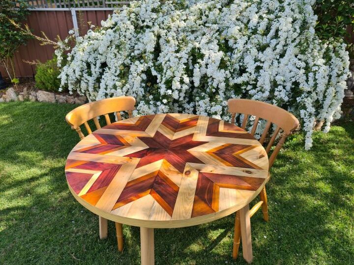 mesa redonda de colcha de celeiro
