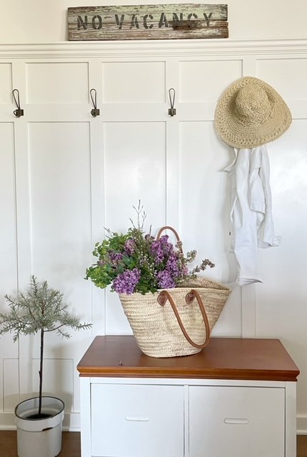 how to style a french market basket
