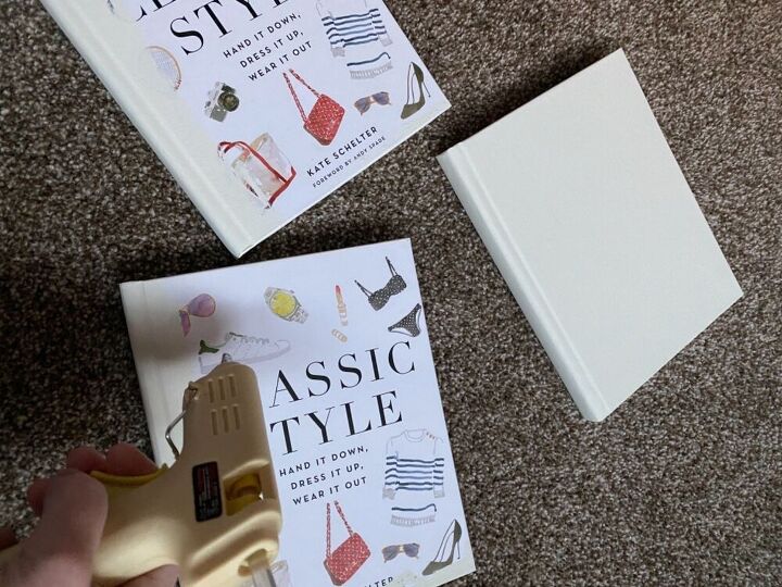 Farmhouse Style Books Using Dollar Tree Items | Hometalk