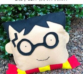 s 14 fun ways to update your kids rooms without hurting your wallet, Design a comfy Harry Potter pillow