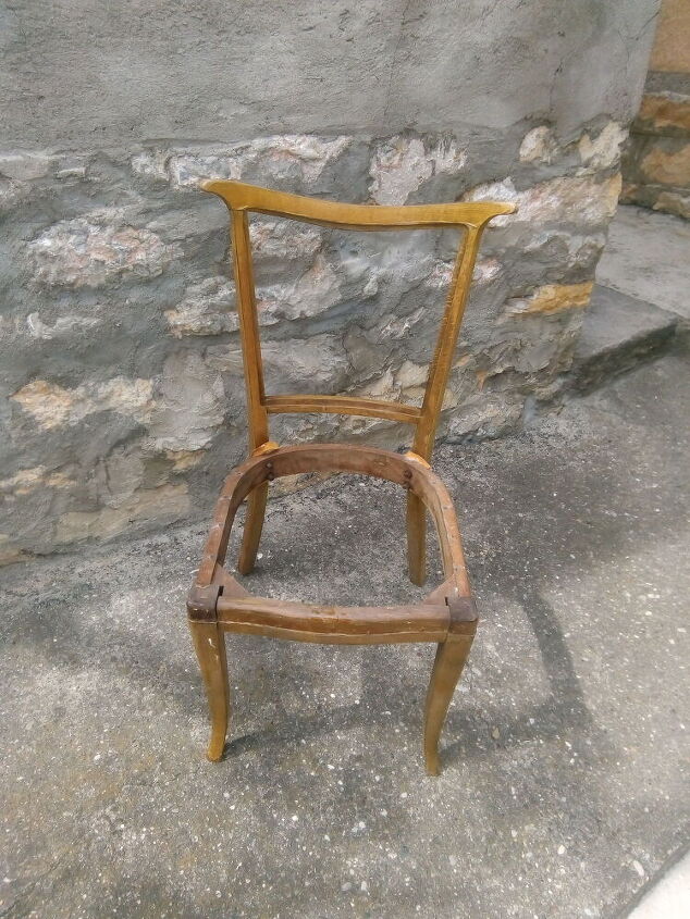 q recycling chairs