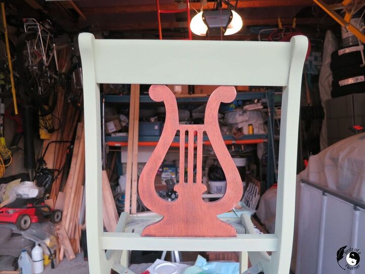 atualize uma cadeira de encosto de harpa