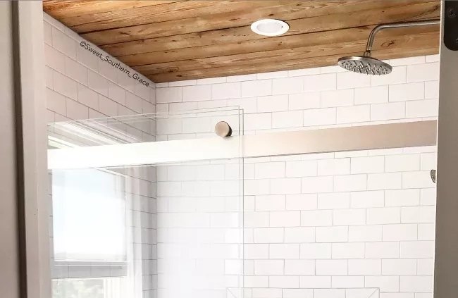 17 pequeas mejoras en el bao que marcan una gran diferencia, Modern Farmhouse Master Bathroom Renovation