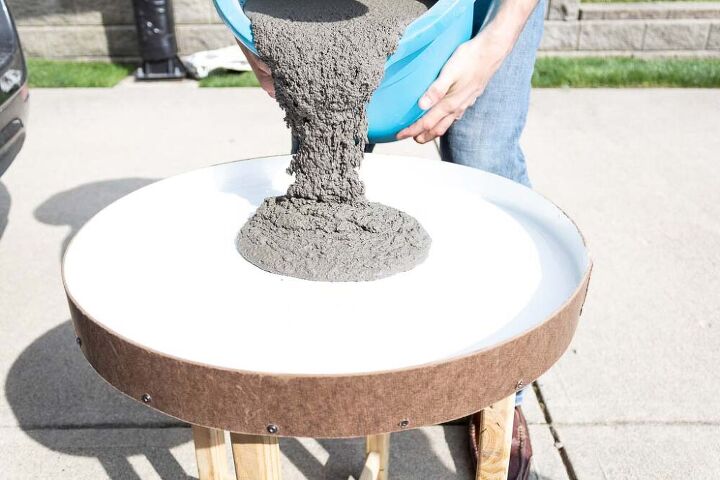 mesa de hormign para exteriores diy look de pottery barn por menos dinero