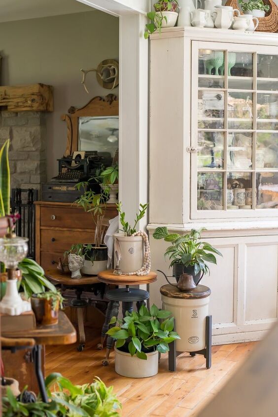 diy plant stands from vintage stools thrifty style team