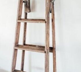 escalera de madera reutilizada para convertirla en un colgador de plantas pieza de