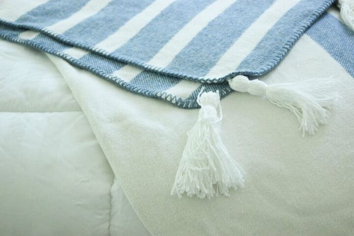 como fazer borlas para um cobertor
