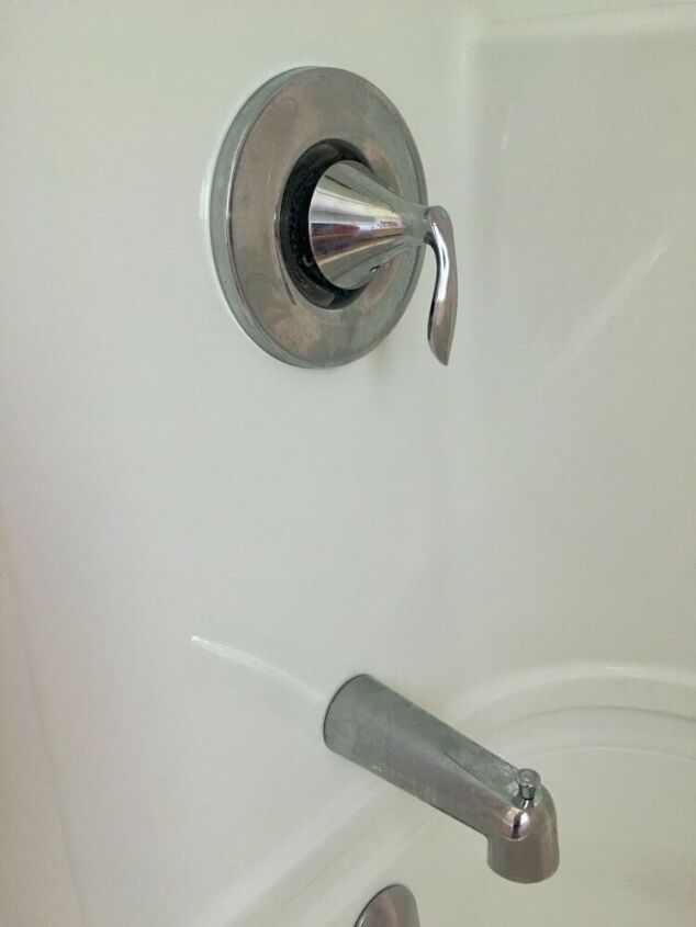 how to deep clean your bathtub no scrubbing required