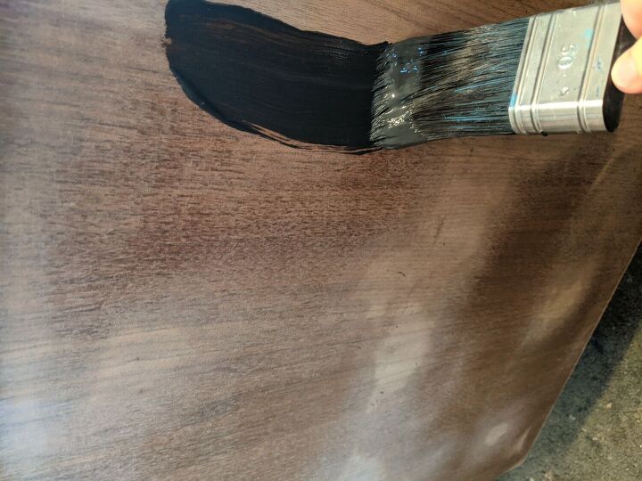 dando a un hallazgo de la acera un nuevo aspecto mcm desk makeover wood and paint
