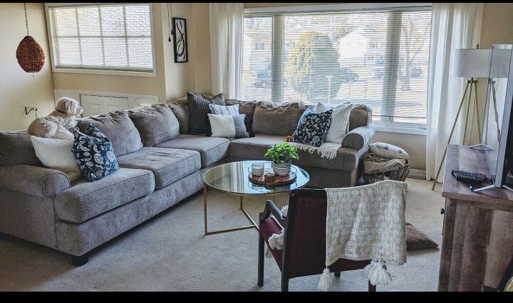 q living room suggestions