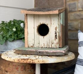 Cómo construir una casa de pájaros con madera de desecho