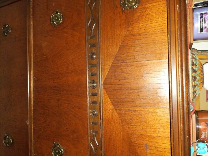 q an anyone know the error or the maker of this dresser it s marked 663b