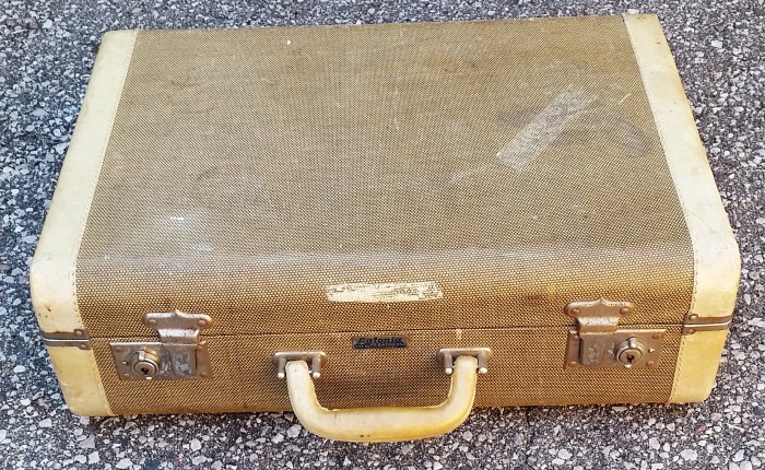 mesa de maleta vintage reciclada