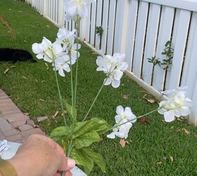 The stunning reason why you should paint dollar store flowers