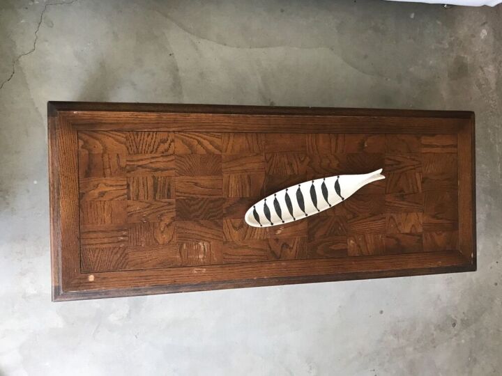 q hello i found this in our old storage room does anyone know around
