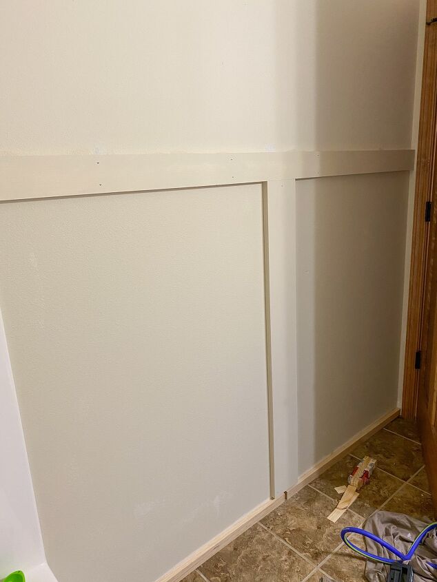 How to Make a Beautiful Vertical Shiplap Half Wall | Hometalk