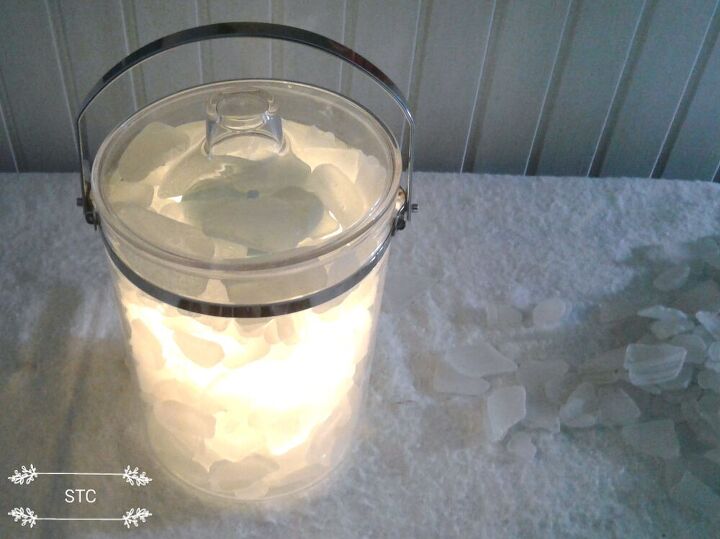 iluminao de vero vidro do mar em um cubo de gelo, balde de gelo iluminado