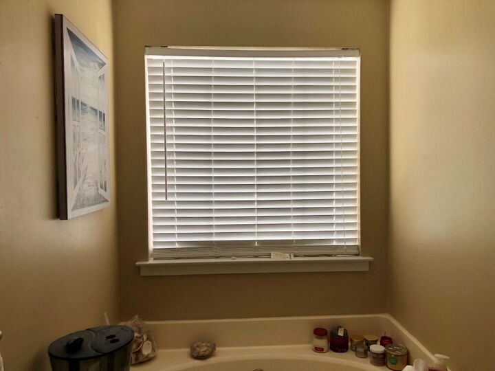 q maximize space above our bath