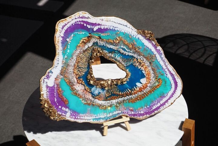 Diy Geode Easy DIY Resin Geode with Crystals | Hometalk