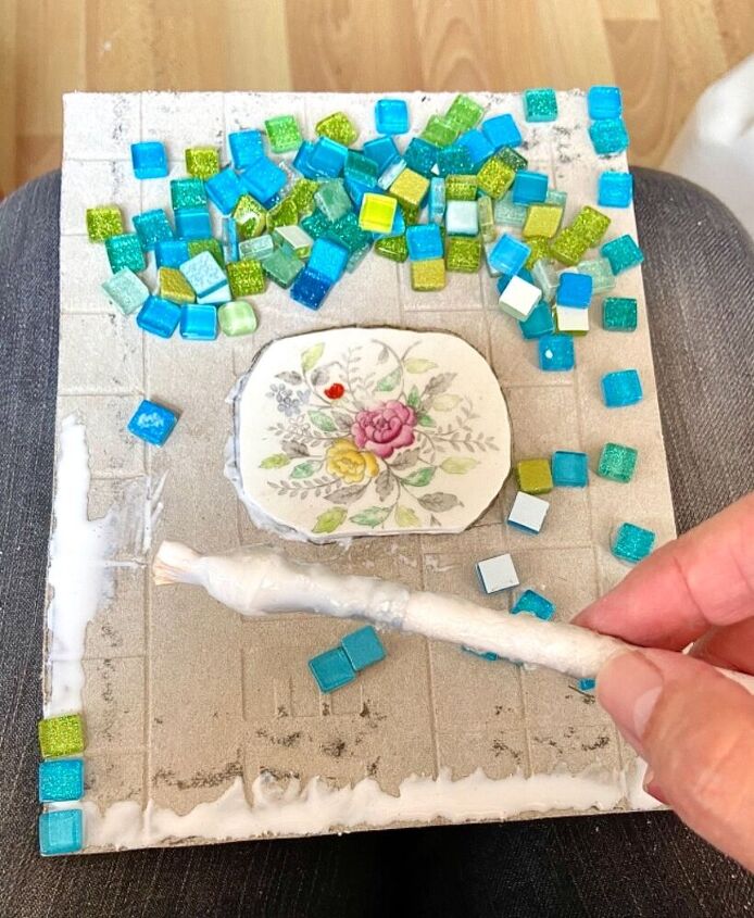 how to create a pretty mosaic using broken mirror and old crockery, Making tiled border
