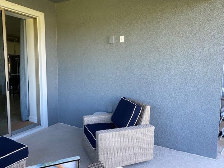 q outdoor wall ideas needed