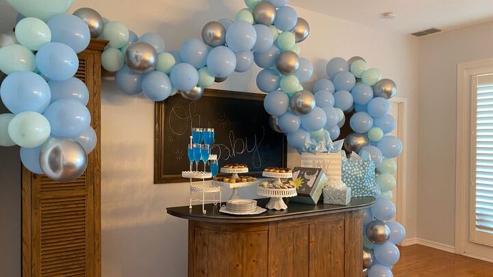 12 increbles ideas de decoracin con globos que no son slo para fiestas, Incre ble Arco de Globos