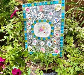 How to Create a Pretty Mosaic Using Broken Mirror and Old Crockery