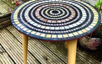Cómo transformar una vieja mesa lisa con azulejos de mosaico