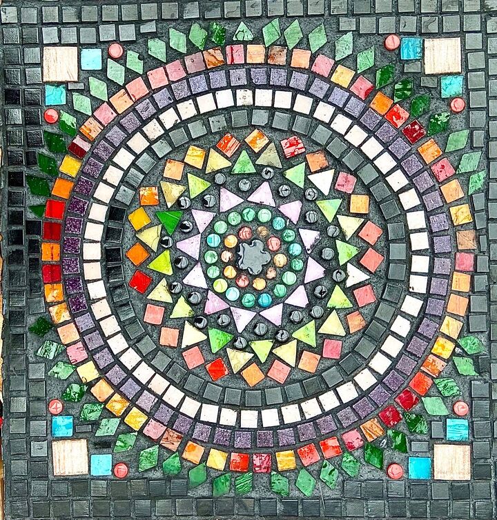 como transformar seu ptio ao ar livre com uma pea de arte mindful mandala, mandala de mosaico