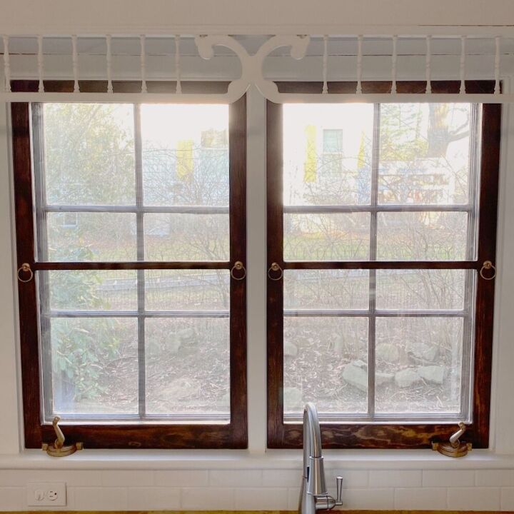 14 ways to upgrade your old windows without replacing them, Stain your frames