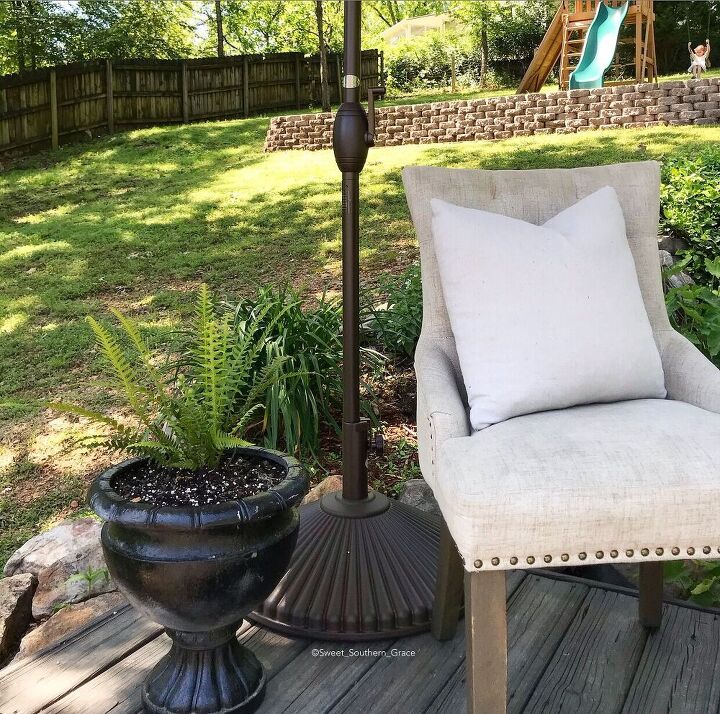 how to style a small outdoor seating area
