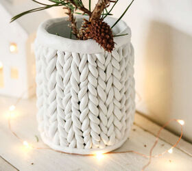 s 16 gorgeous things any amateur can make using clay, A chunky knit tin can planter