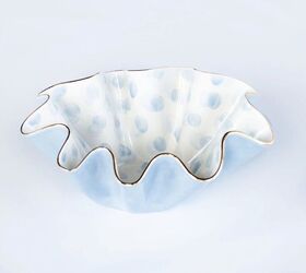 s 16 gorgeous things any amateur can make using clay, A scalloped edge bowl