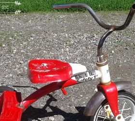 how i recycled tricycles into charming yard decor, Rusty Surfaces