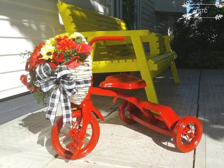 cmo recicl triciclos para convertirlos en una encantadora decoracin de jardn, Triciclo 1 Tah Dah