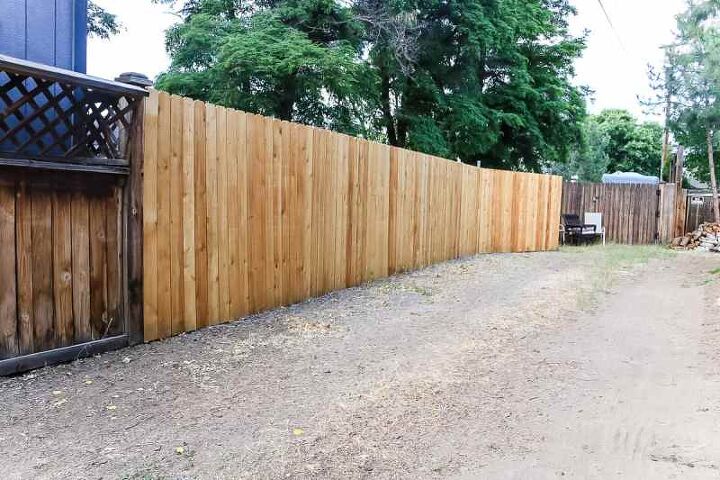 17 atualizaes ao ar livre de fim de semana que valem a pena, Como construir uma cerca de madeira em seu quintal