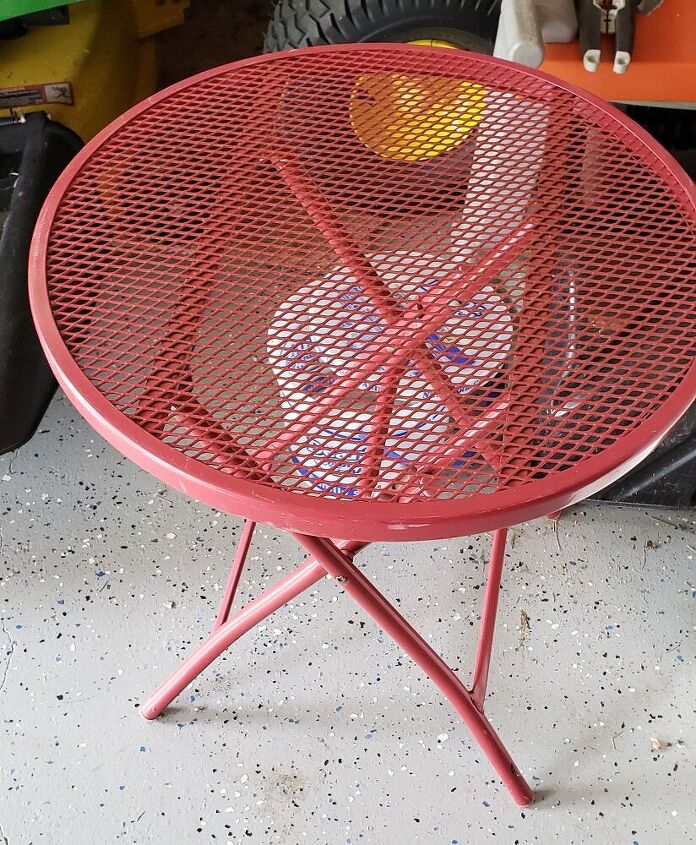 q como puedo hacer un mosaico en esta mesa