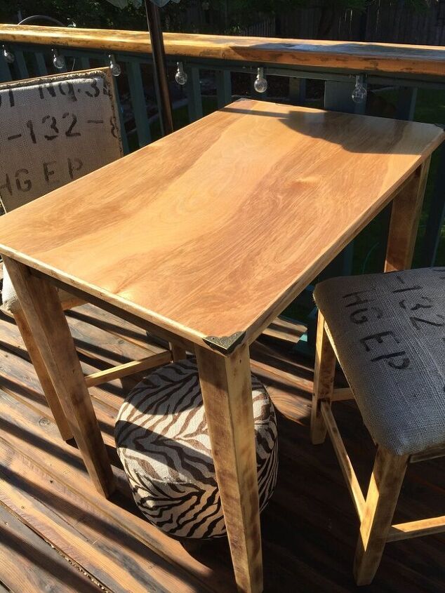 sustitucin de un tablero de aglomerado por uno de madera, Tablero de la mesa terminado