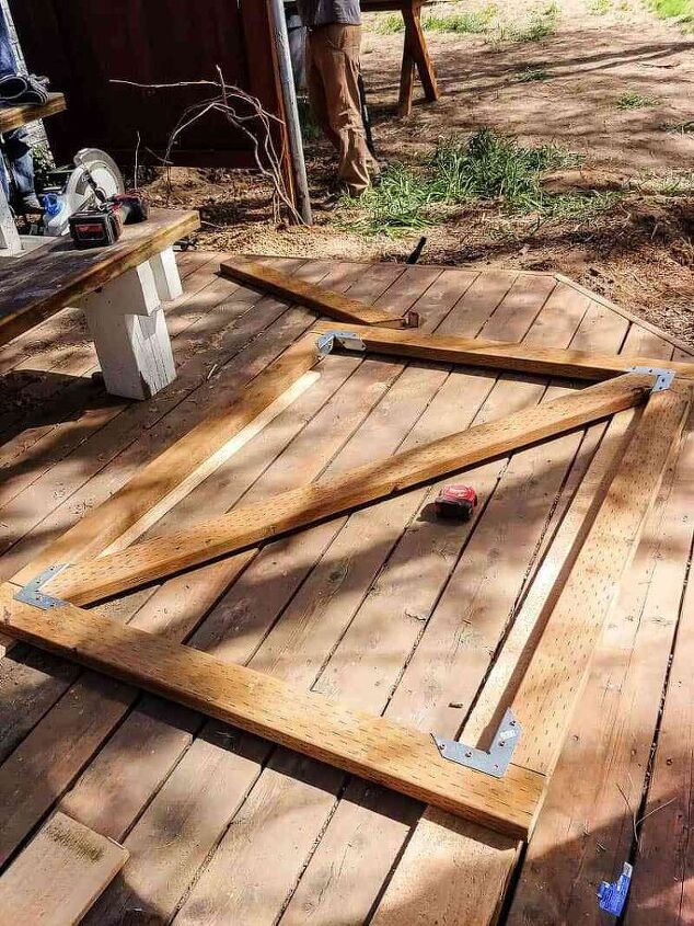 how to make a wooden gate for your fence