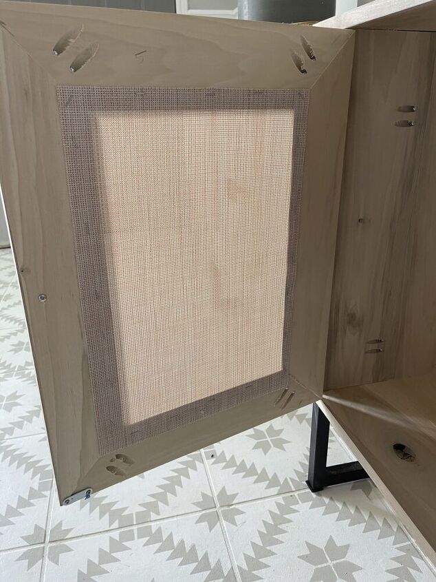 console build with faux caning using placemats