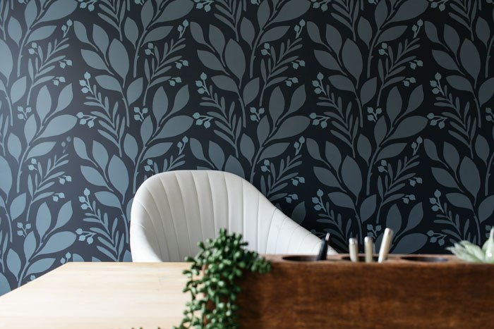 20 stunning wall ideas you should see before choosing paint colors, Stencil a low contrast accent wall