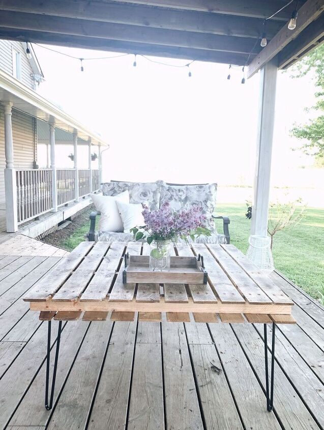 s 20 budget friendly outdoor furniture ideas, A rustic pallet coffee table