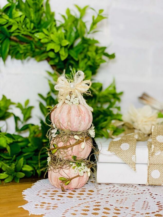how to make shabby chic stacked pumpkins
