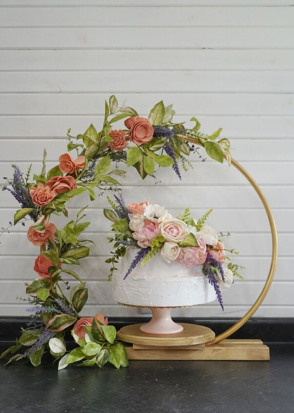 s 10 beautiful wedding decor ideas on a budget, Hula Hoop Cake Stand