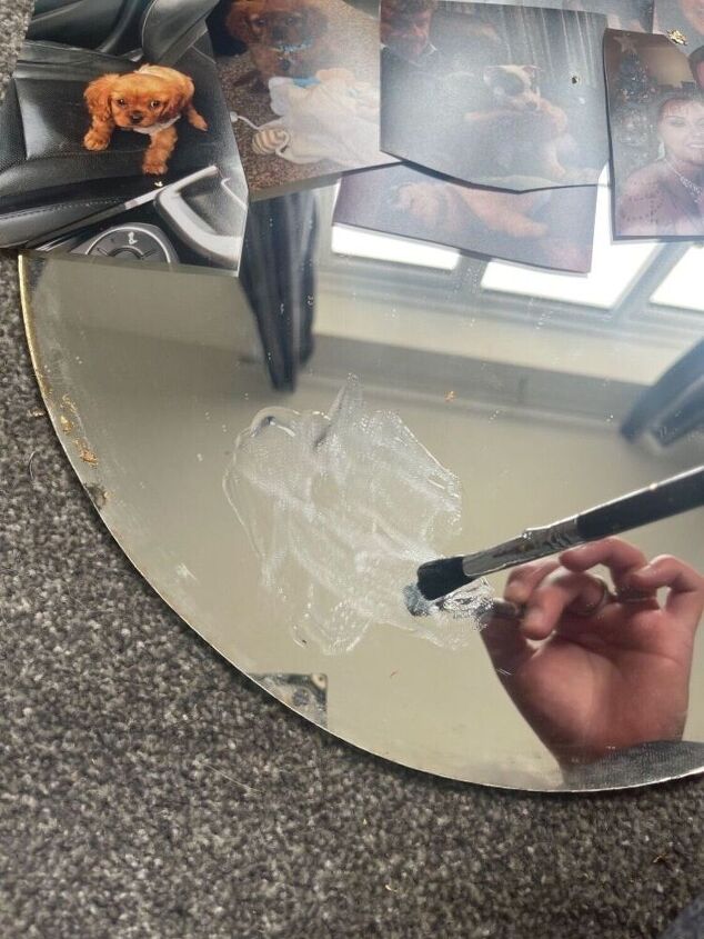 transforme um espelho em uma colagem emoldurada