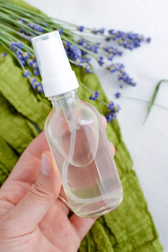 how to keep mosquitoes away, DIY natural mosquito spray