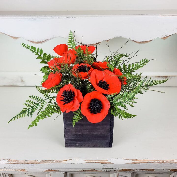 s 18 green decor ideas for people with a black thumb, This bright poppy arrangement